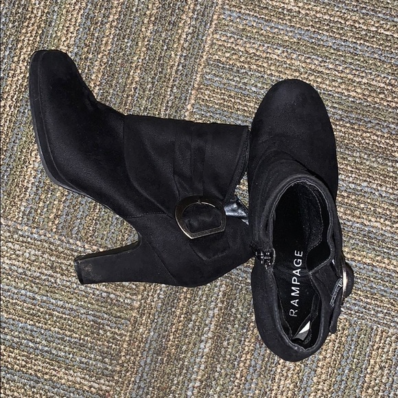 Black ankle booties 4” heel - Picture 3 of 5